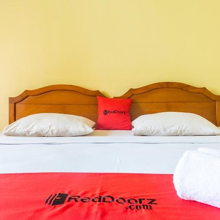Reddoorz Plus Near Brawijaya Museum Malang Exterior foto